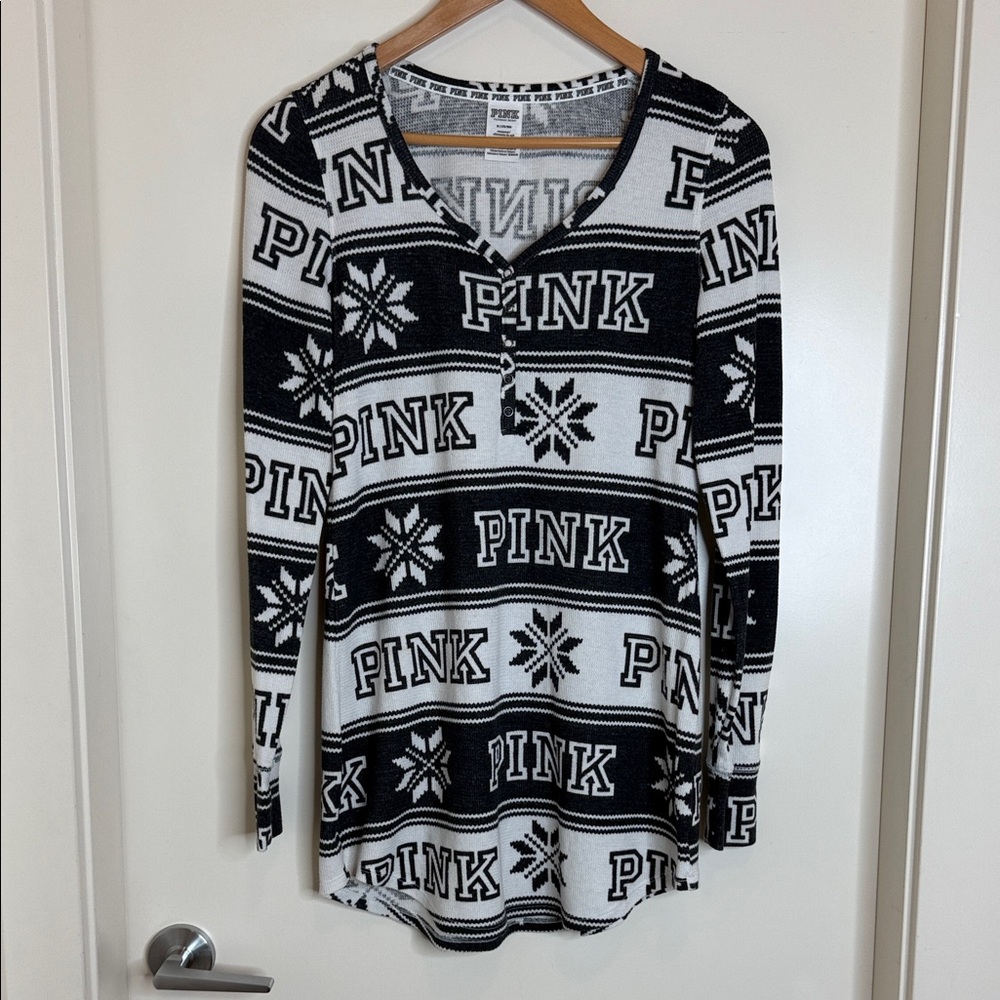 PINK Victoria's Secret Monochrome Long Sleeve Waffle Top